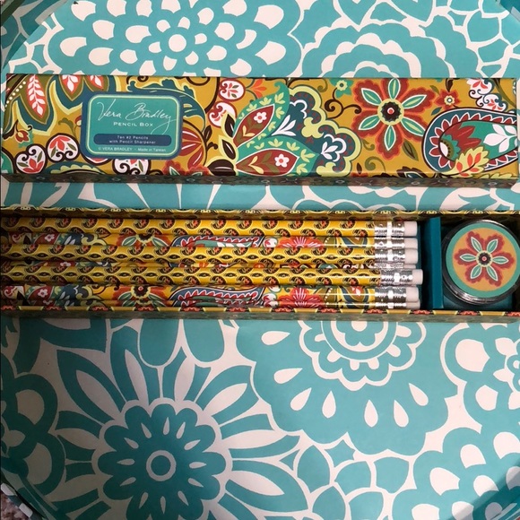 Vera Bradley Pencil Set - Picture 1 of 3